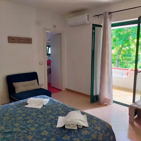 Colibri Guest house Maiera